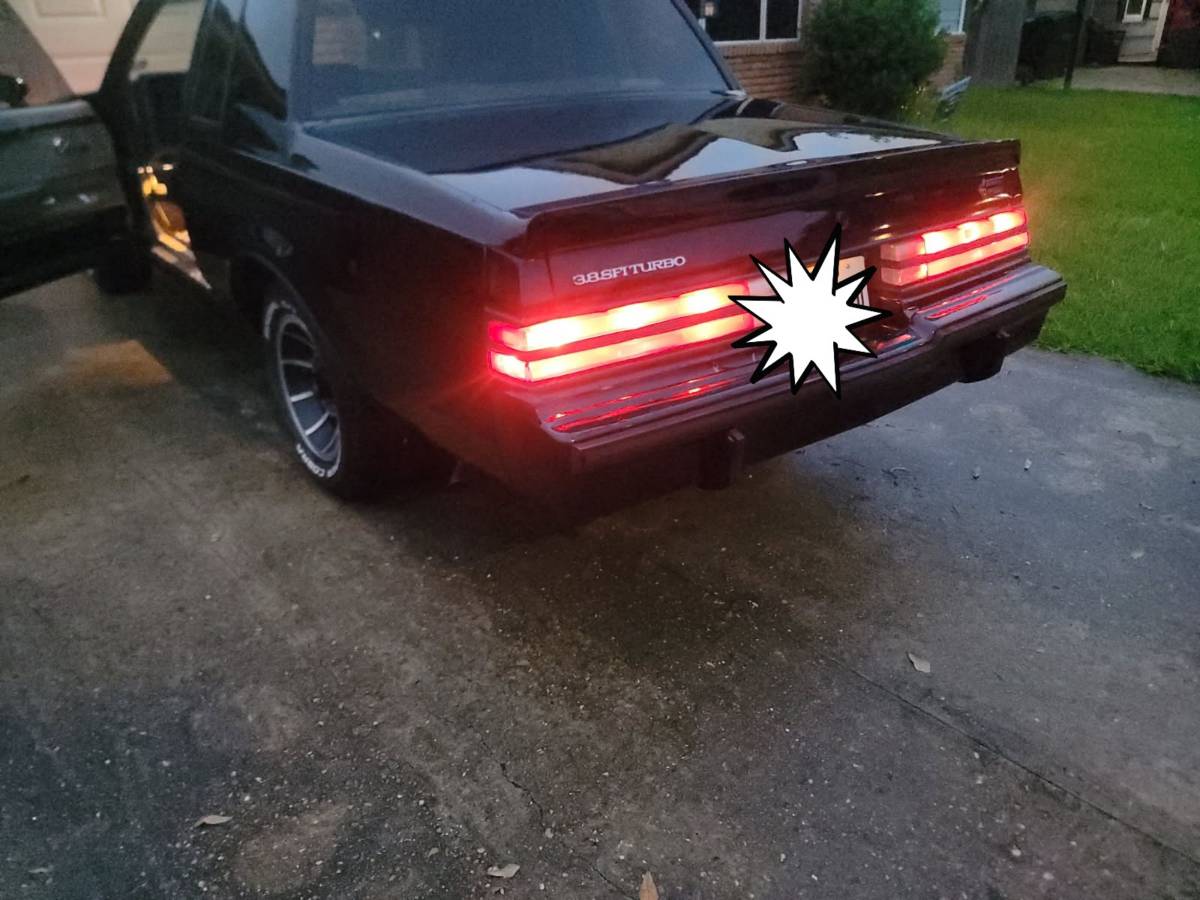 Buick-grand-national-1985-black-1