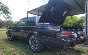 Buick-grand-national-1985-black-3