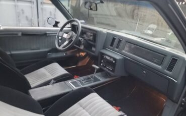 Buick-grand-national-1985-black-5