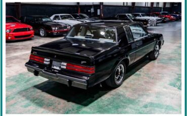 Buick-grand-national-1986-black-31