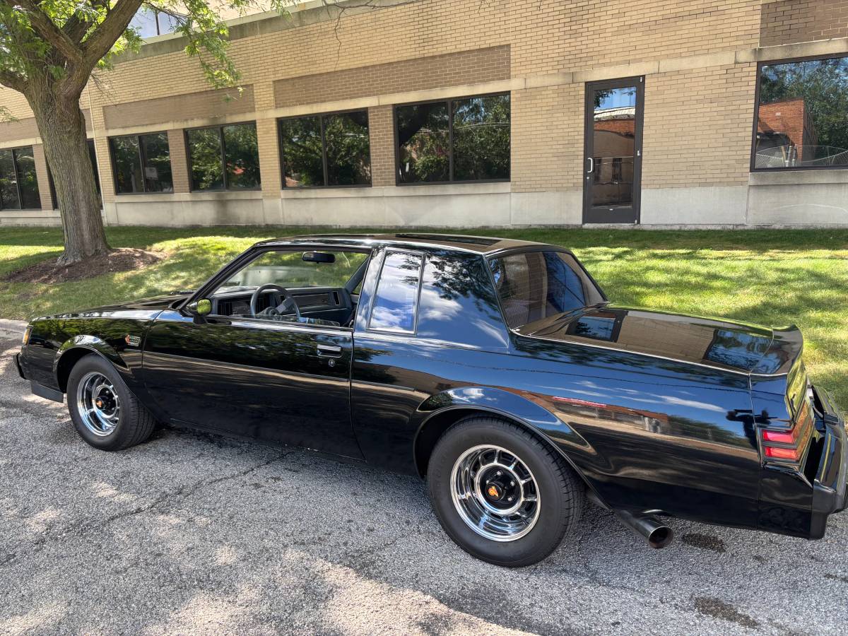 Buick-grand-national-1987-1