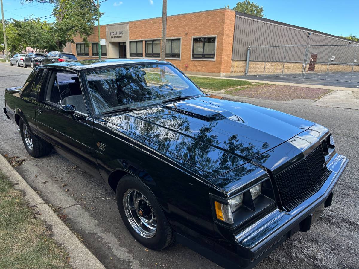 Buick-grand-national-1987-3