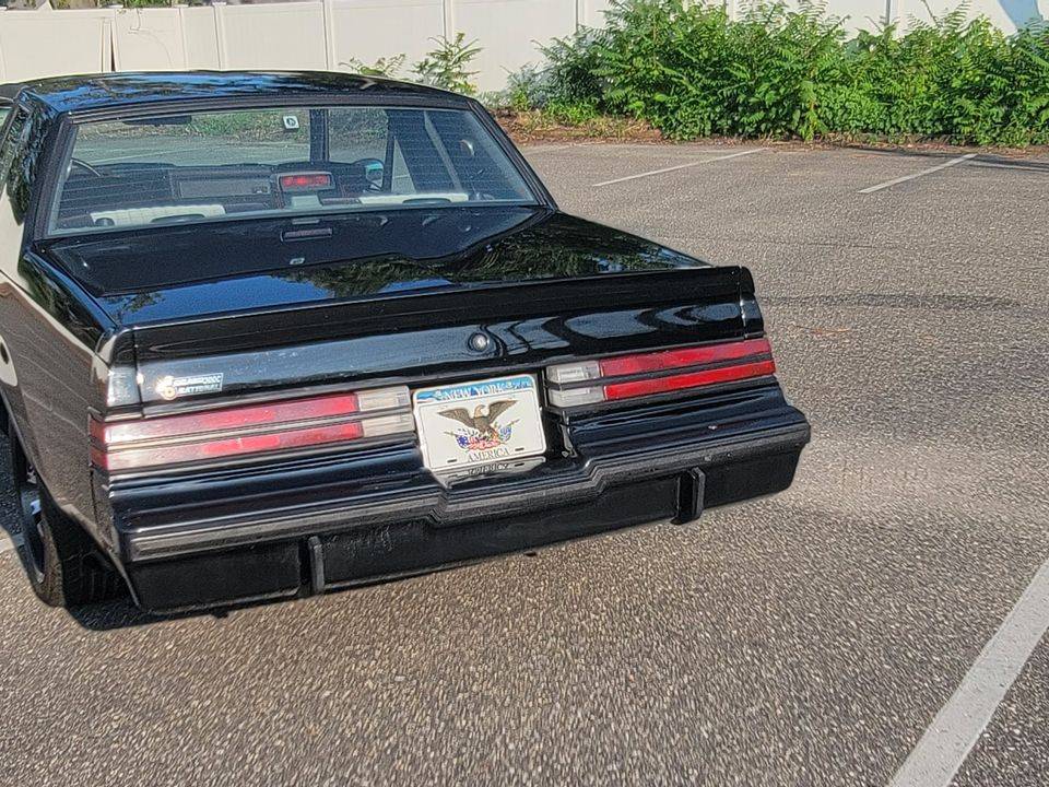 Buick-grand-national-1987-black-1