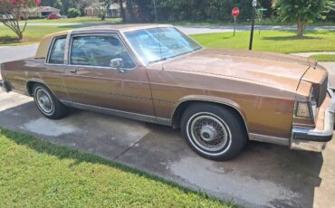 Buick-lasabre-collectors-edition.-1985-brown-10