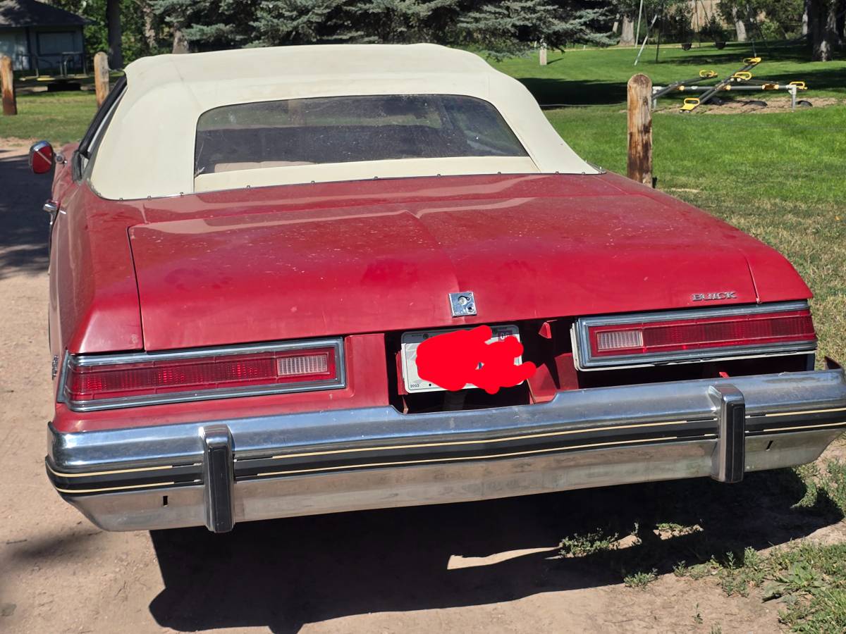 Buick-le-sabre-convertable-1975-red-10