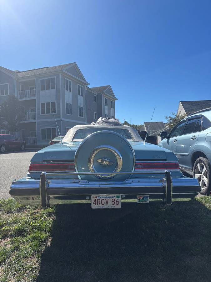 Buick-lesabre-1975-3
