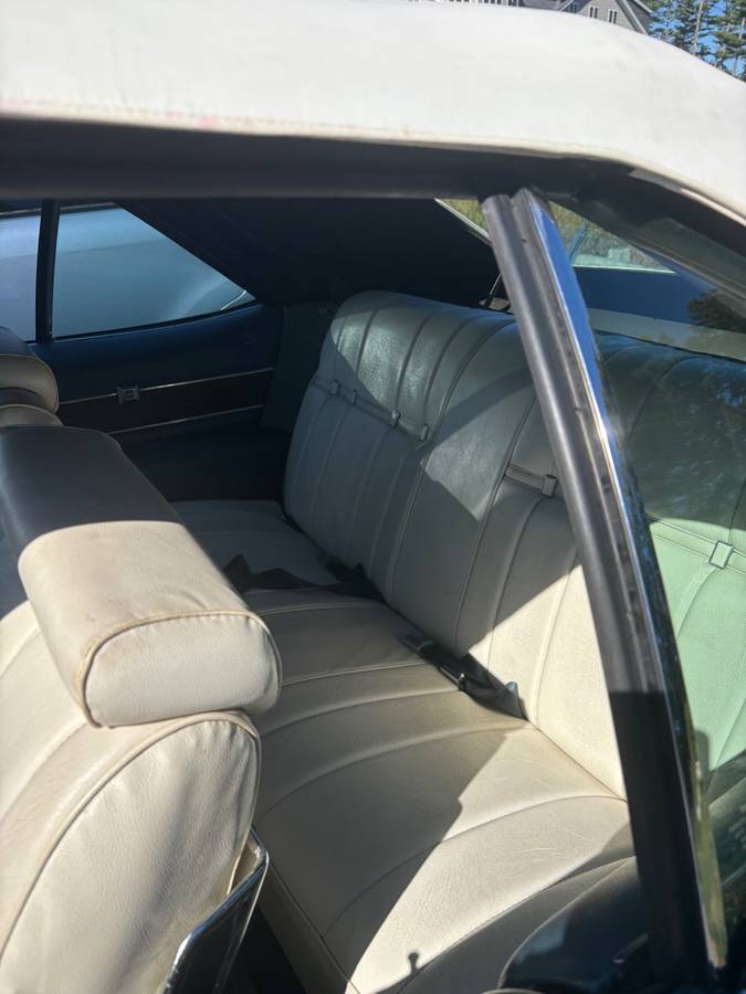 Buick-lesabre-1975-5