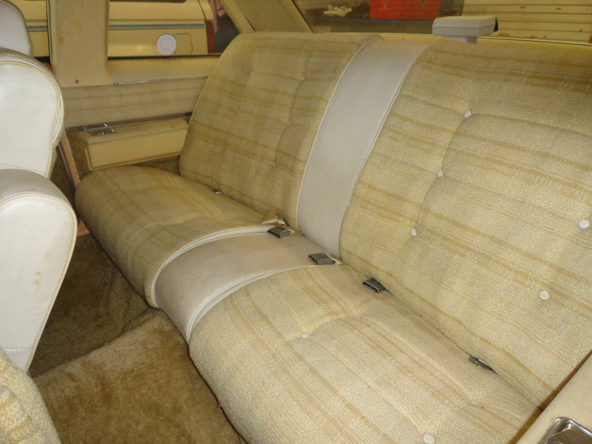 Buick-lesabre-1979-1