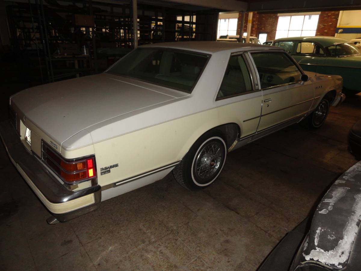 Buick-lesabre-1979-1