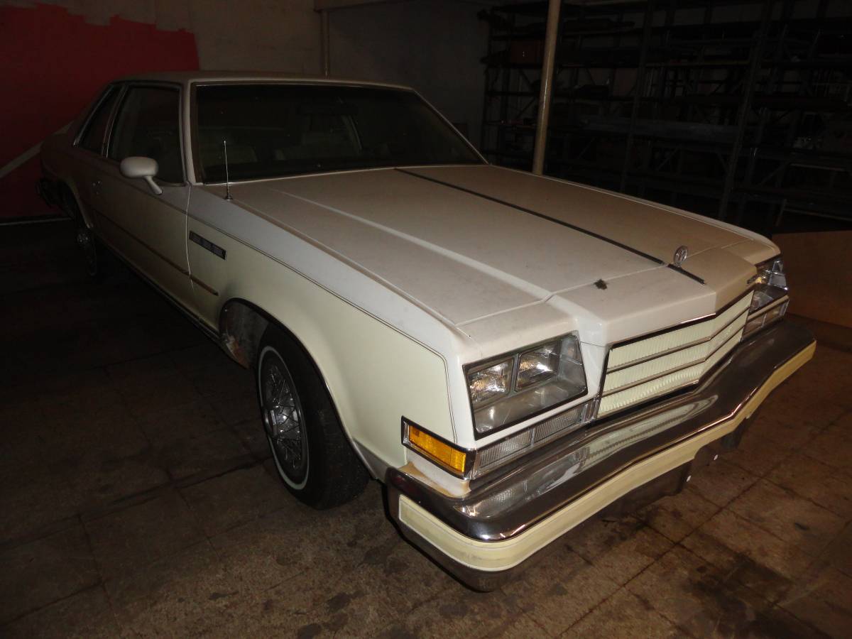 Buick-lesabre-1979-7
