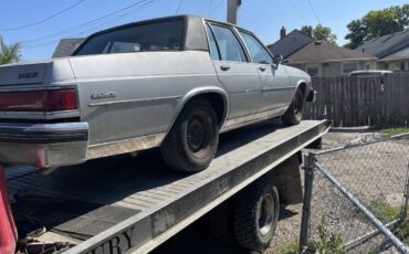 Buick-lesabre-1985-grey-6