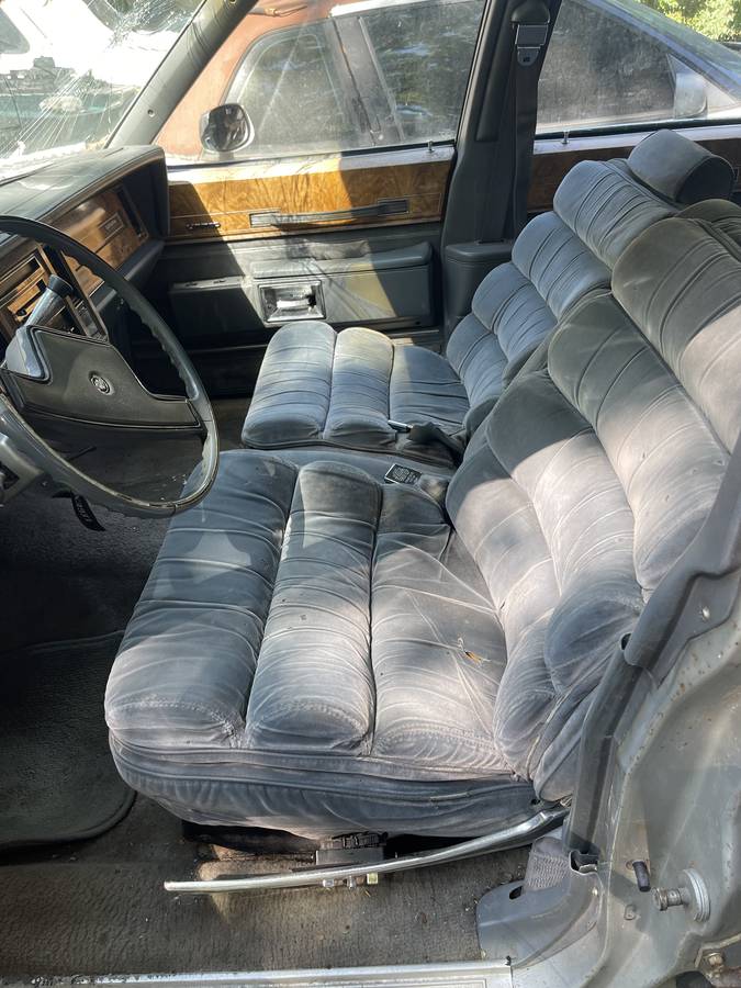 Buick-lesabre-1985-grey-7