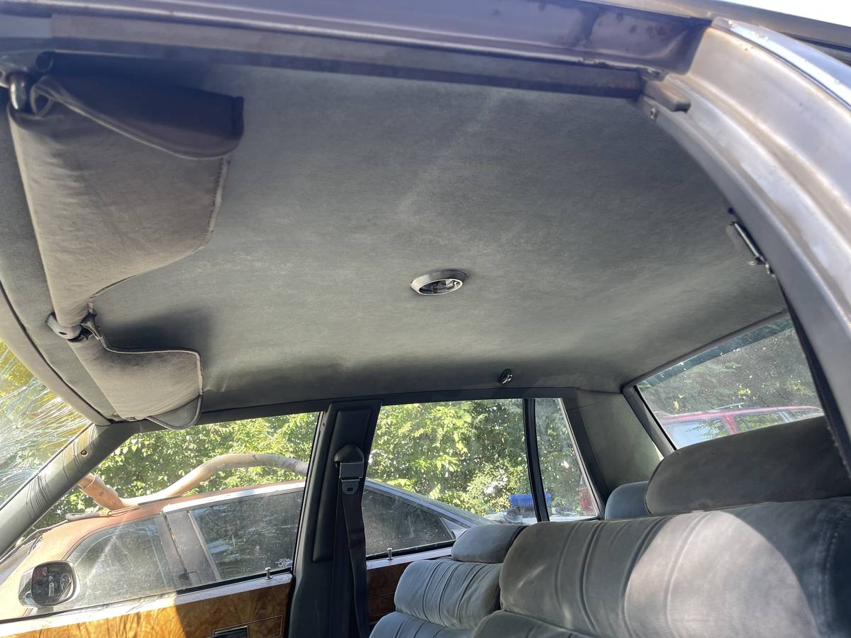 Buick-lesabre-1985-grey-8