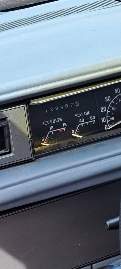 Buick-lesabre-1988-red-4