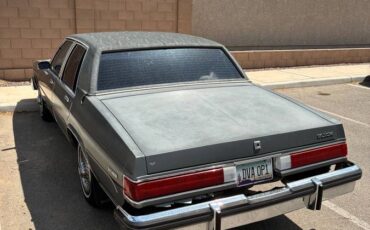 Buick-lesabre-collectors-edition-1985-grey-3