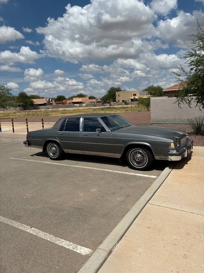 Buick-lesabre-collectors-edition-1985-grey