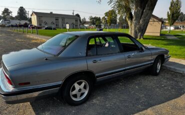 Buick-park-avenue-1991-silver-5