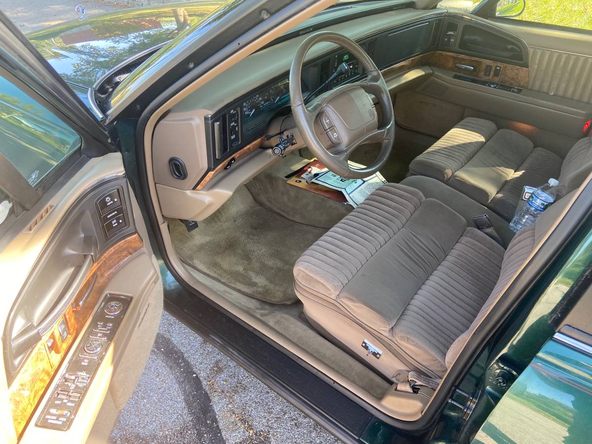 Buick-park-avenue-grand-touring-1995-green-10