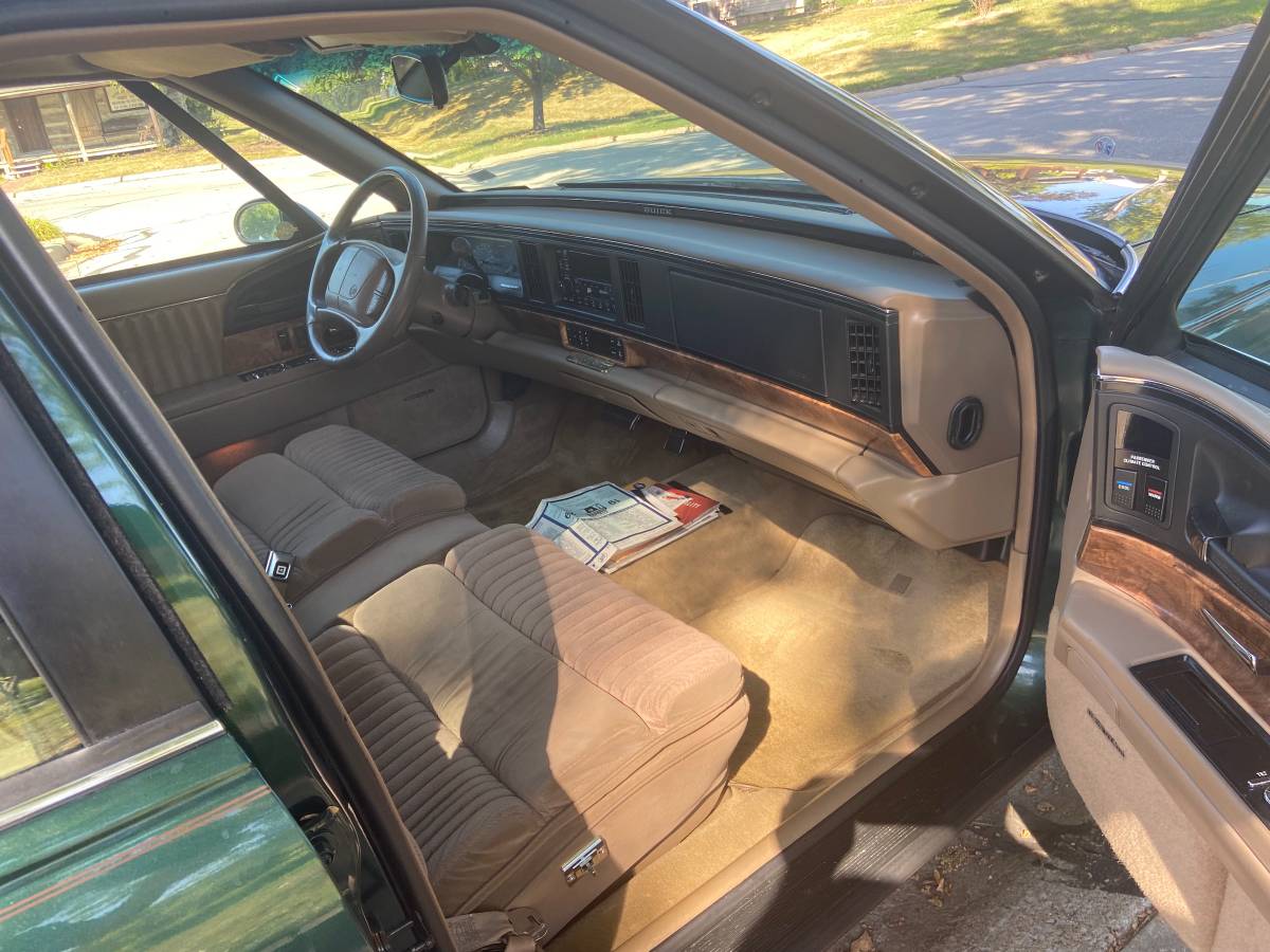 Buick-park-avenue-grand-touring-1995-green-11