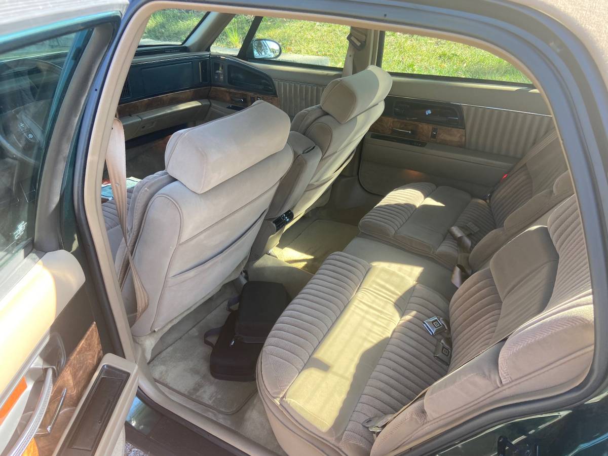 Buick-park-avenue-grand-touring-1995-green-12