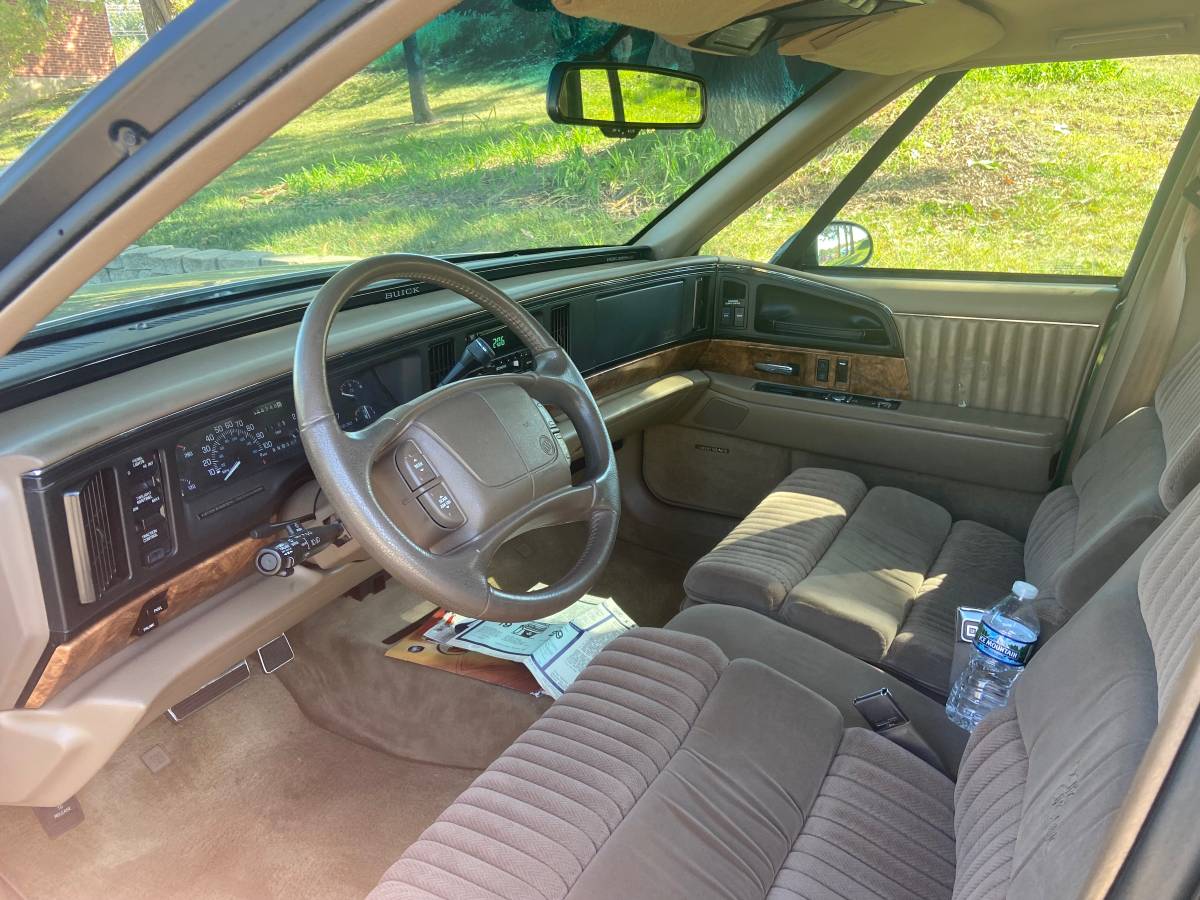 Buick-park-avenue-grand-touring-1995-green-9