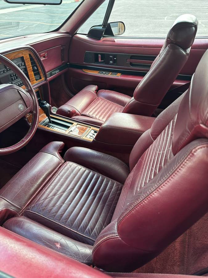 Buick-reatta-1990-black-16