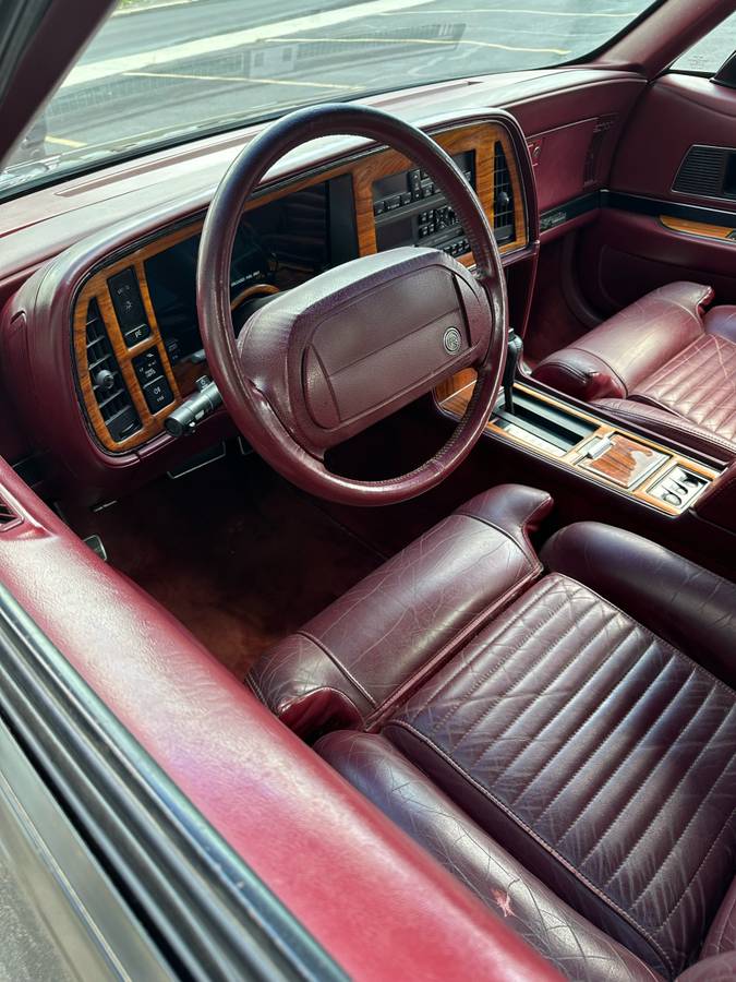 Buick-reatta-1990-black-17