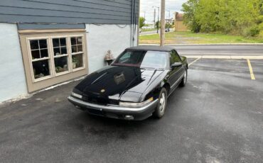 Buick-reatta-1990-black-4