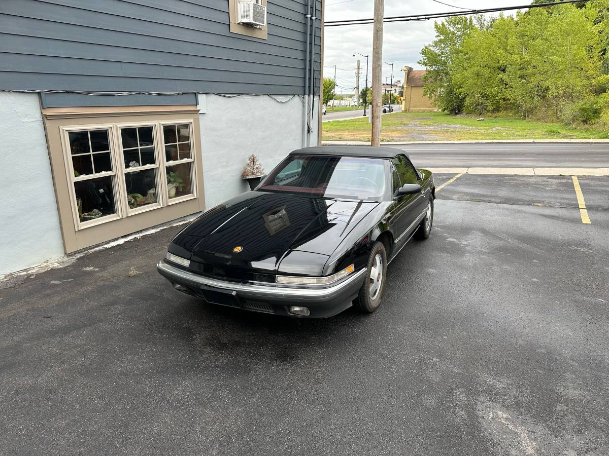 Buick-reatta-1990-black-4