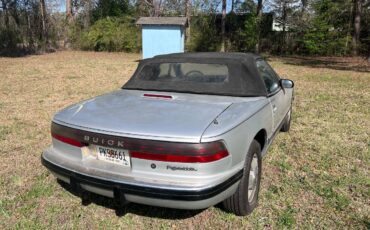 Buick-reatta-1990-silver-1