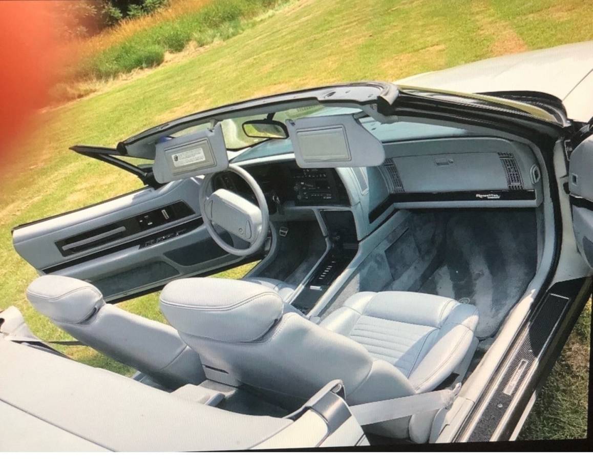 Buick-reatta-1990-silver-18