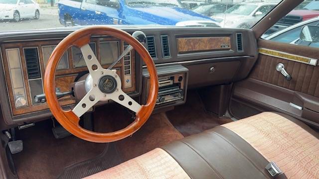 Buick-regal-1983-orange-6