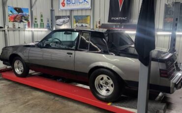 Buick-regal-1986-8