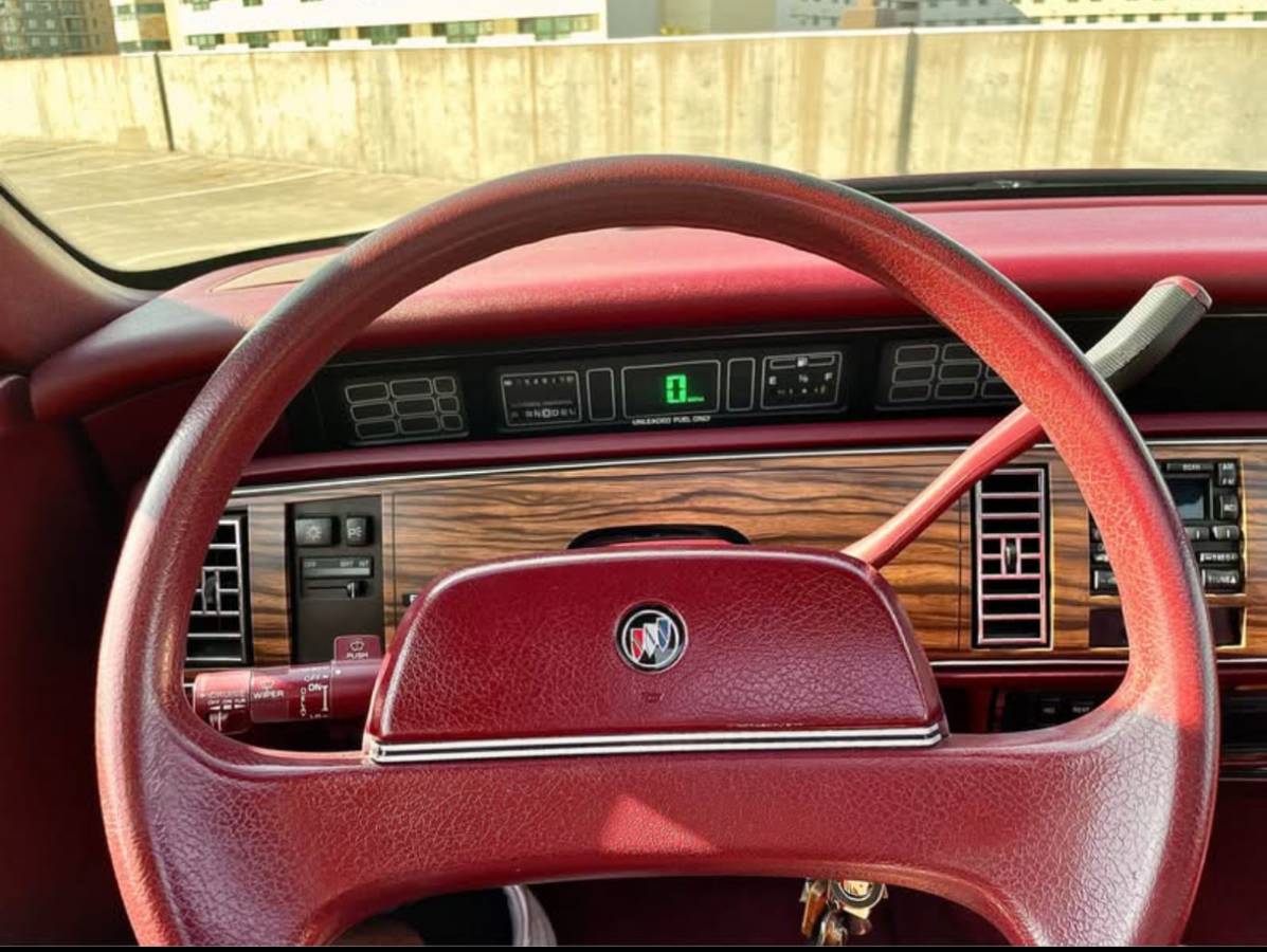 Buick-regal-1989-red-1