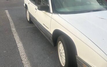 Buick-regal-gs-1993-white-1
