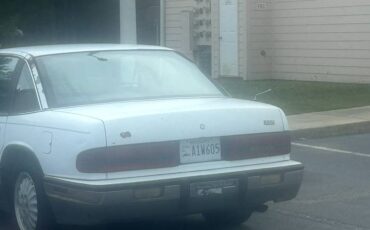 Buick-regal-gs-1993-white-3