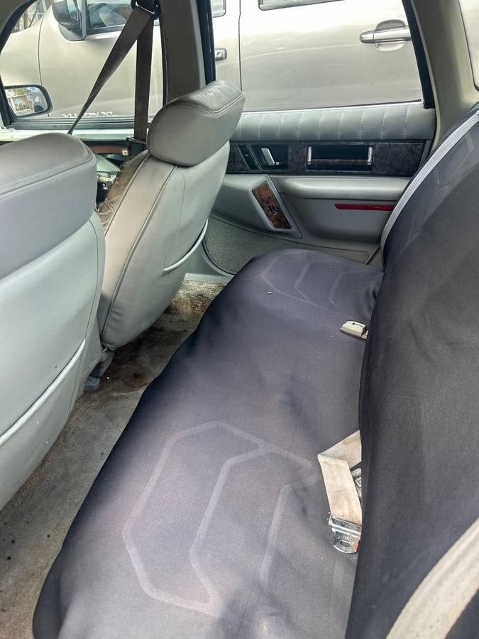 Buick-regal-gs-1993-white-5