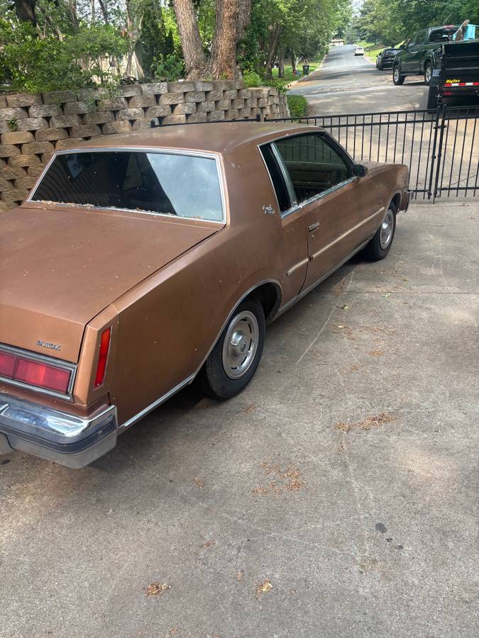 Buick-regsl-1979-brown-3