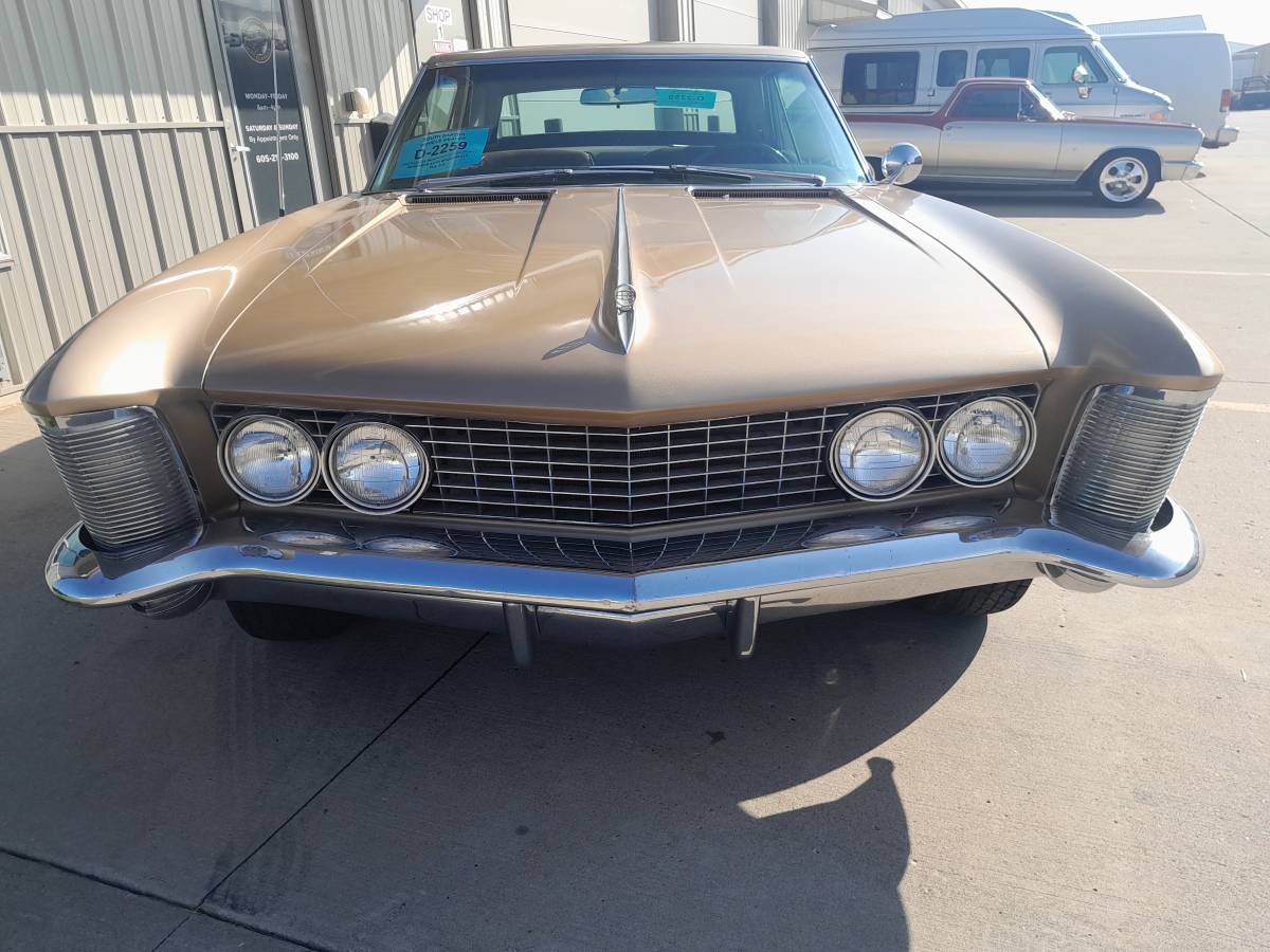 Buick-riviera-1964-12