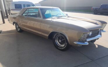 Buick-riviera-1964-17