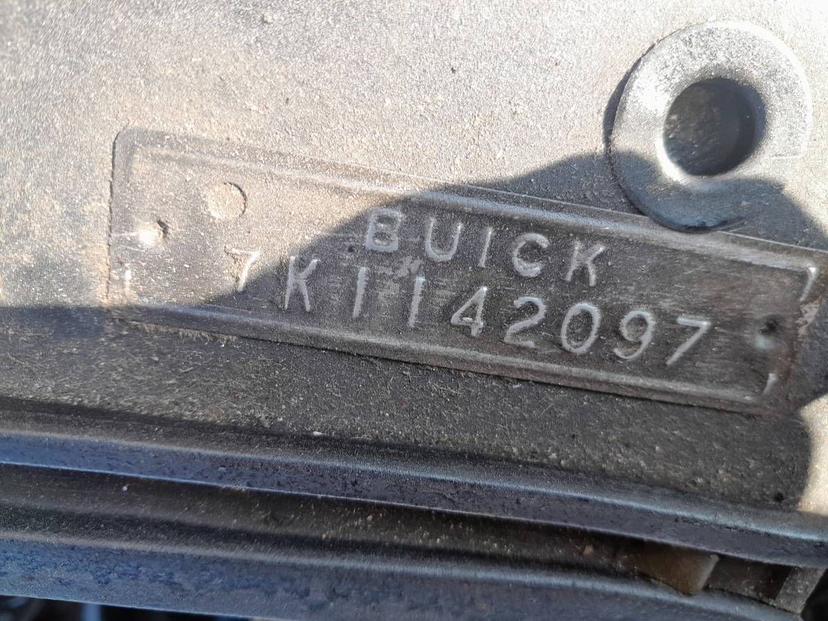 Buick-riviera-1964-18