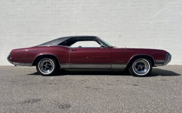 Buick-riviera-1968-red-13