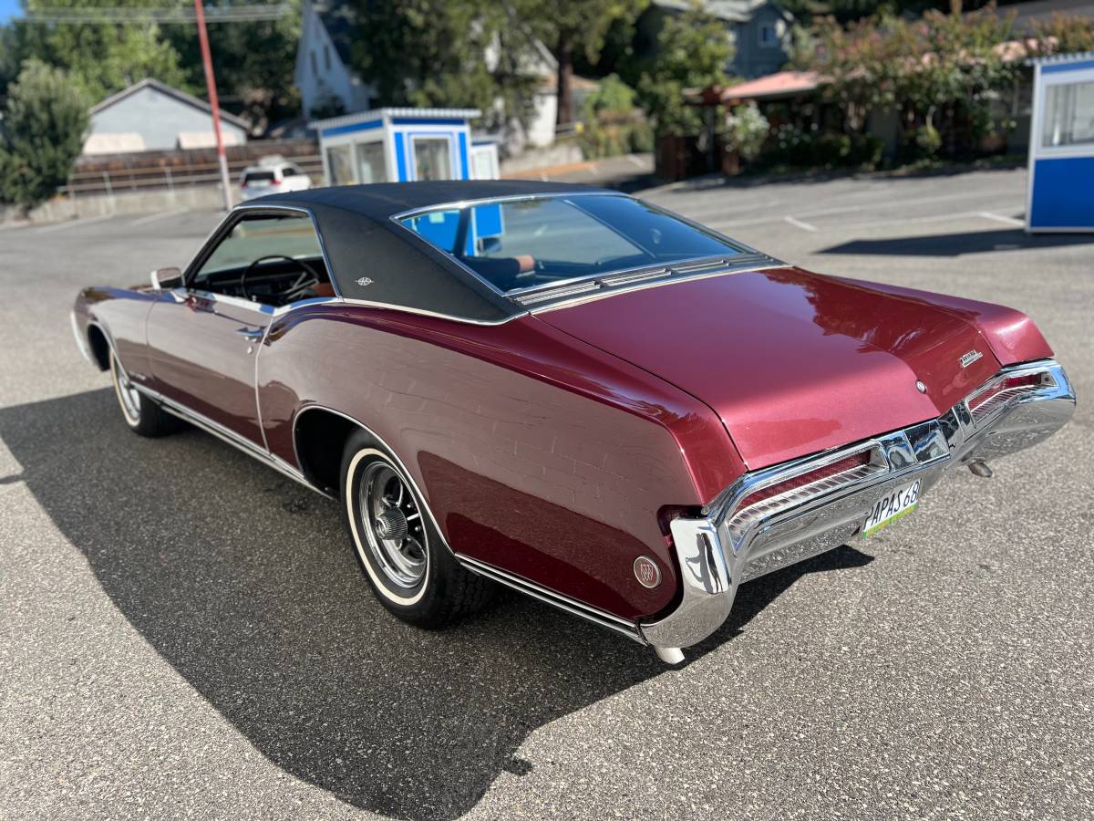 Buick-riviera-1968-red-16