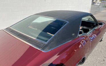 Buick-riviera-1968-red-19