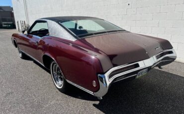 Buick-riviera-1968-red-3