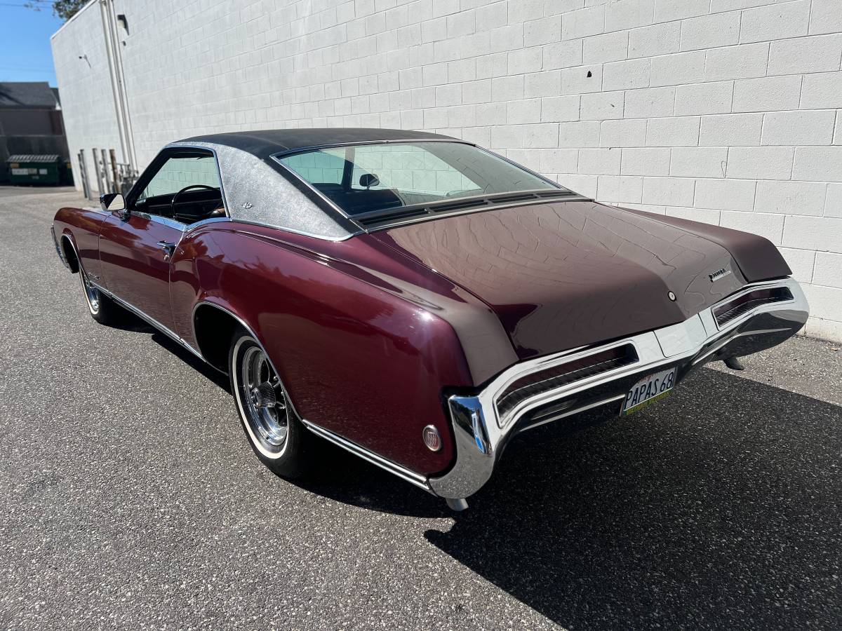 Buick-riviera-1968-red-3