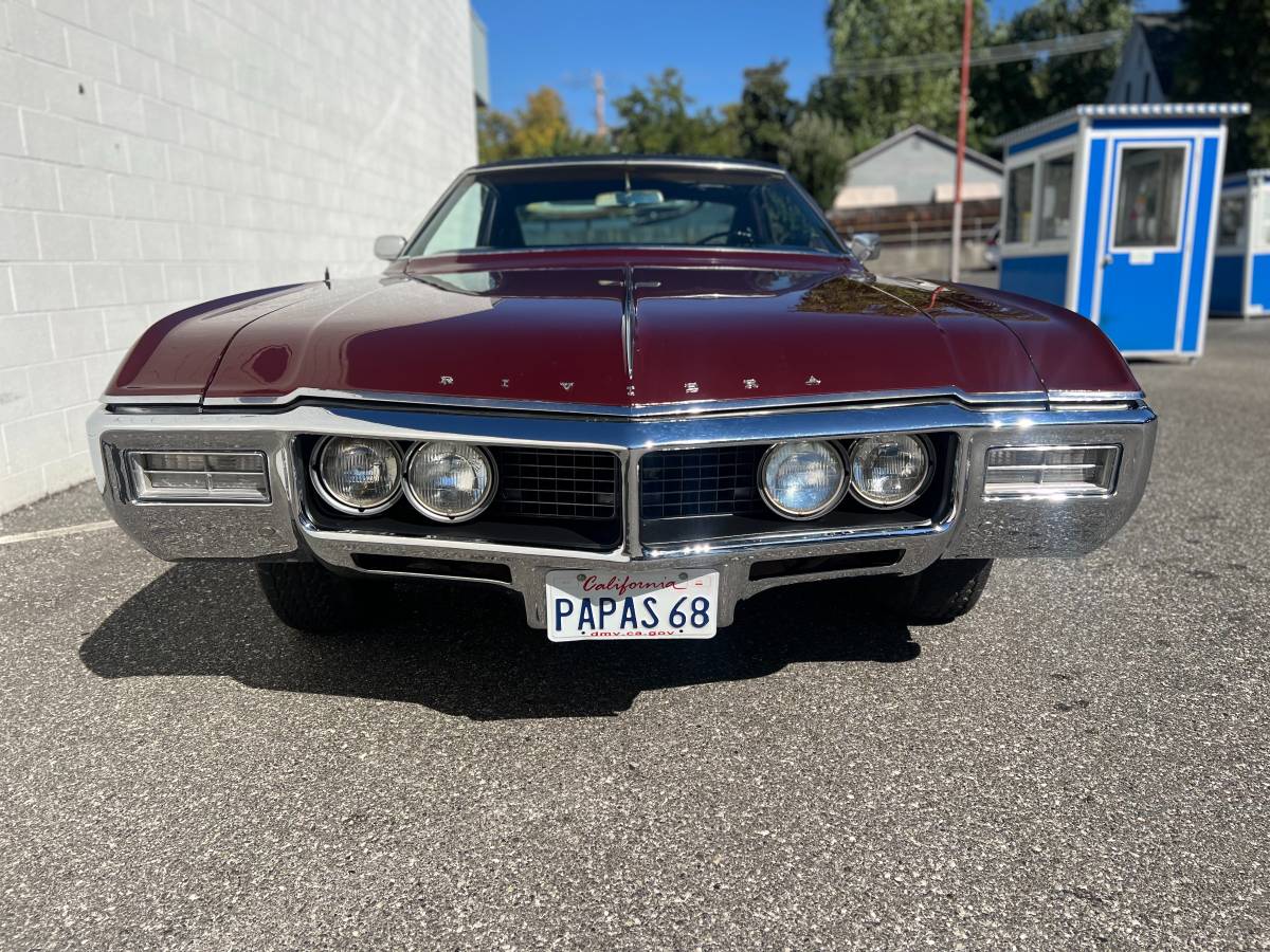 Buick-riviera-1968-red-4