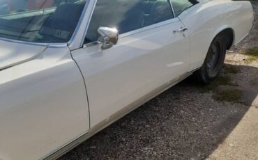Buick-riviera-1968-white-1