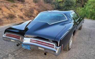 Buick-riviera-1973-black-13