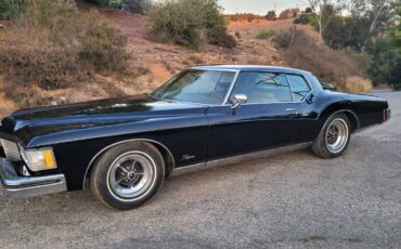 Buick-riviera-1973-black-4
